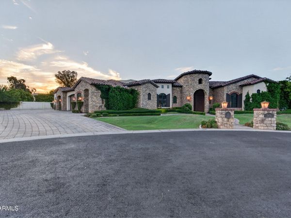 2476 E LINDA Court, Gilbert, AZ 85234