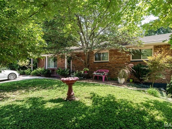 334 Pleasant Ridge Road , Fairview Heights, IL 62208