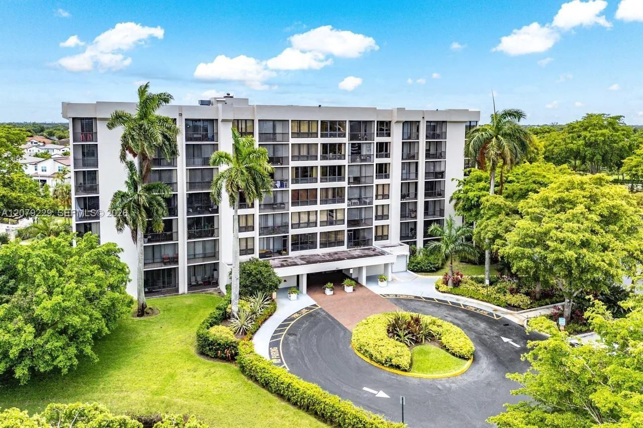 5951 Wellesley Park Dr , Unit 605, Boca Raton, FL 33433 Photo