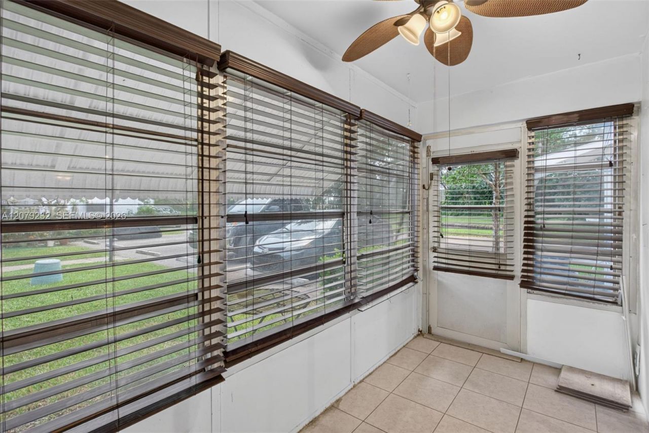 2551 W Golf Blvd, Unit 101, Pompano Beach, FL 33064 Photo