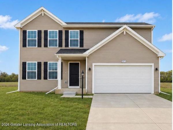 1015 Woodridge Drive, St. Johns, MI 48879