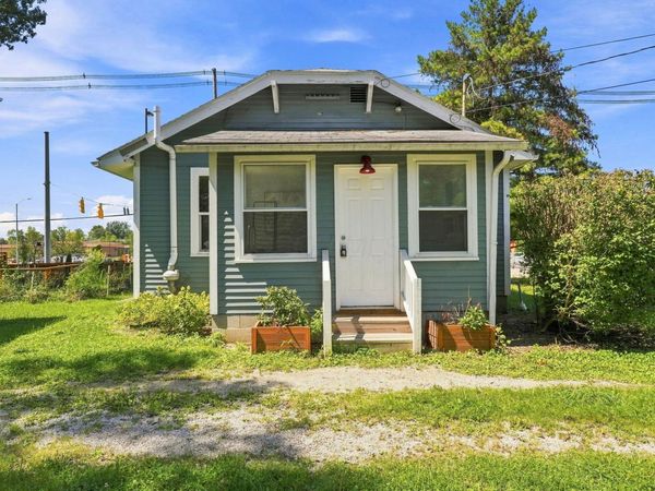 1990 Stelzer Road, Columbus, OH 43230