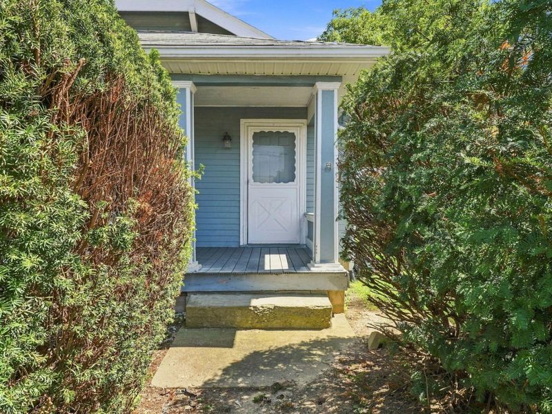 1990 Stelzer Road, Columbus, OH 43230 Photo 3