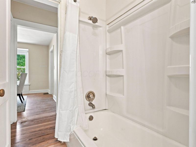 1990 Stelzer Road, Columbus, OH 43230 Photo 33