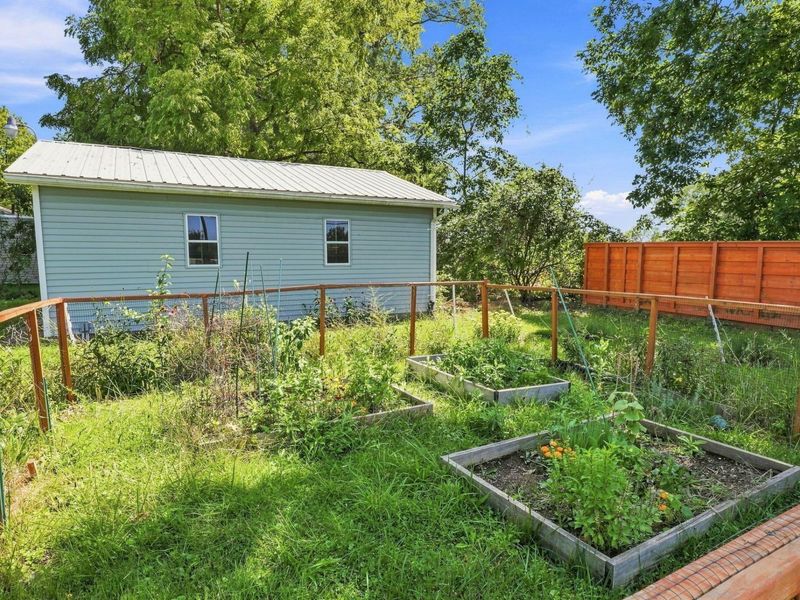 1990 Stelzer Road, Columbus, OH 43230 Photo 49