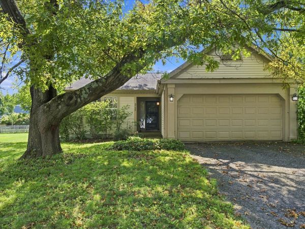 3795 Secretariat Court, Columbus, OH 43221