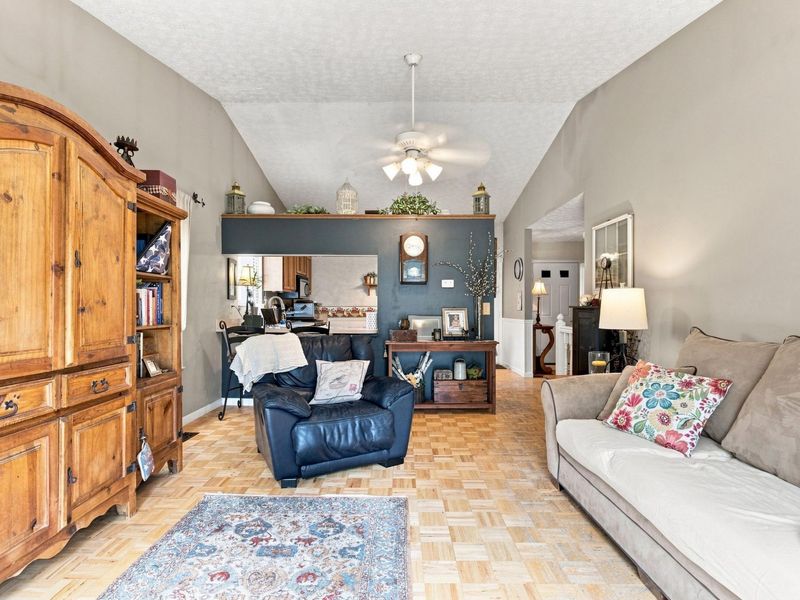 3795 Secretariat Court, Columbus, OH 43221 Photo 15