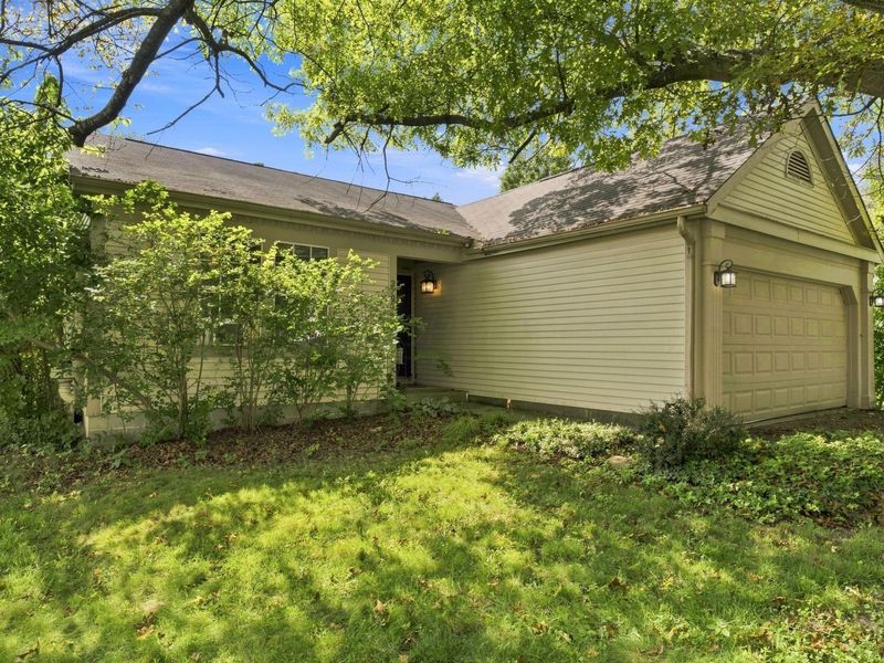 3795 Secretariat Court, Columbus, OH 43221 Photo 4
