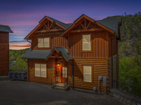 1127 Autumn Path Way , Sevierville, TN 37862