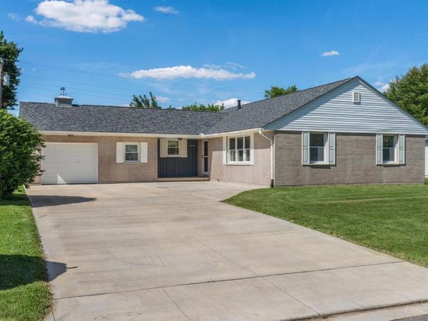 1313 Westmoor Drive, Wilmington, OH 45177