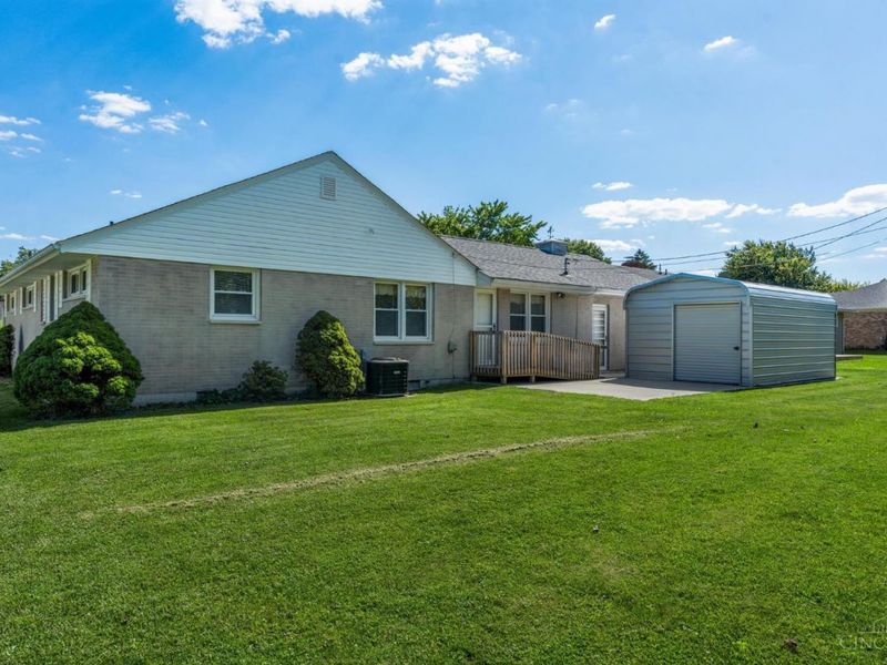 1313 Westmoor Drive, Wilmington, OH 45177 Photo 2
