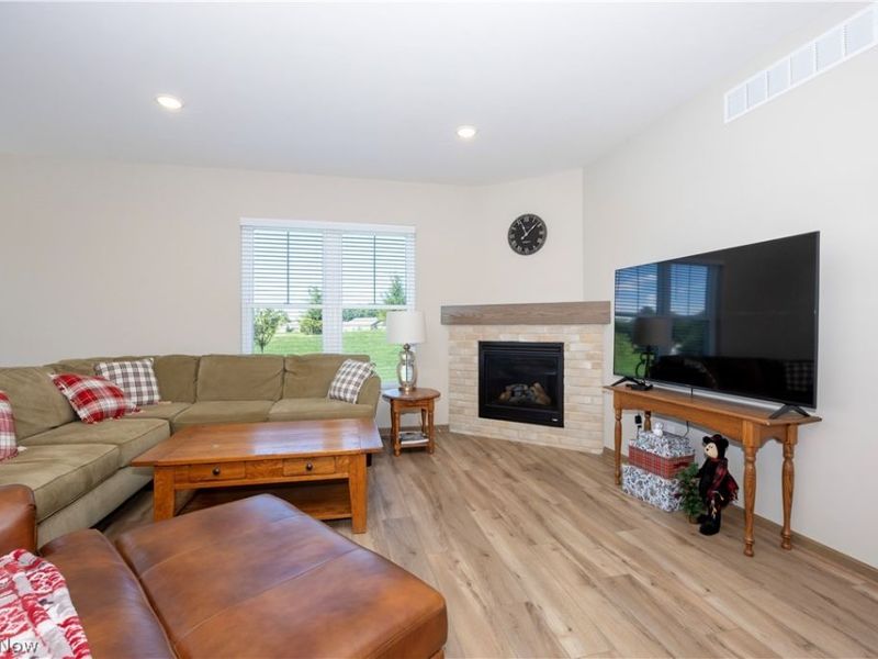 1813 Blackberry Lane, Orrville, OH 44667 Photo 5