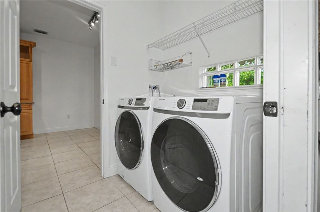 7340 35th Court, Vero Beach, FL 32967 Photo