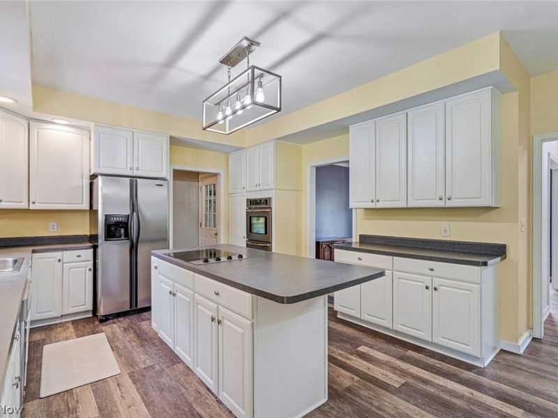 8549 Reserve Court, Boardman, OH 44514 Photo 10