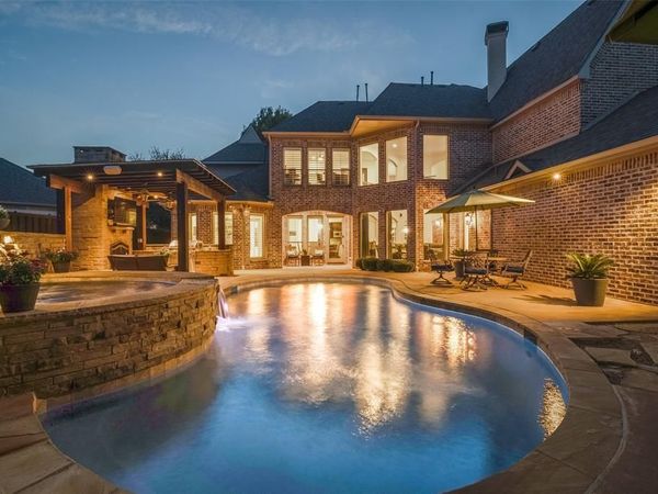 1304 Overland Drive, Murphy, TX 75094