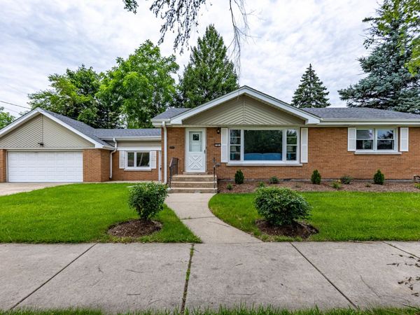 795 E 163rd Street , South Holland, IL 60473