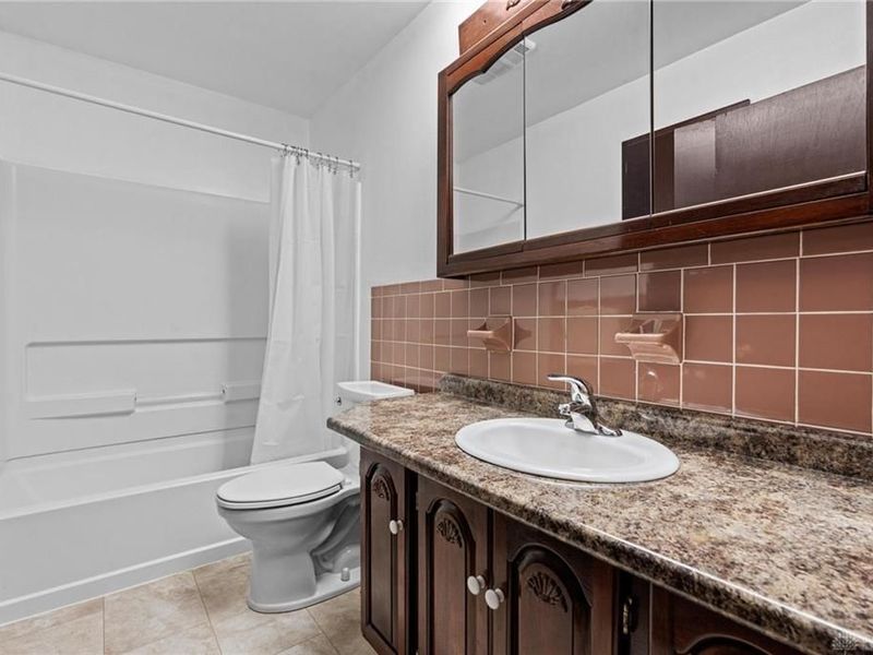 1313 Westmoor Drive, Wilmington, OH 45177 Photo 21