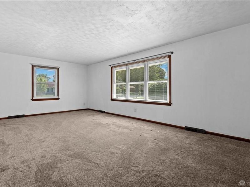 1313 Westmoor Drive, Wilmington, OH 45177 Photo 7