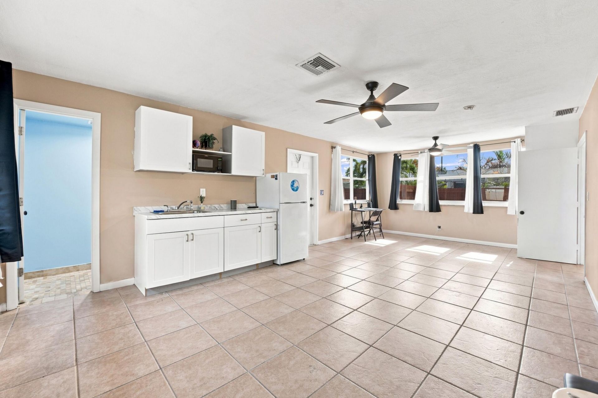 2610 NE 8th Avenue, Pompano Beach, FL 33064 Photo
