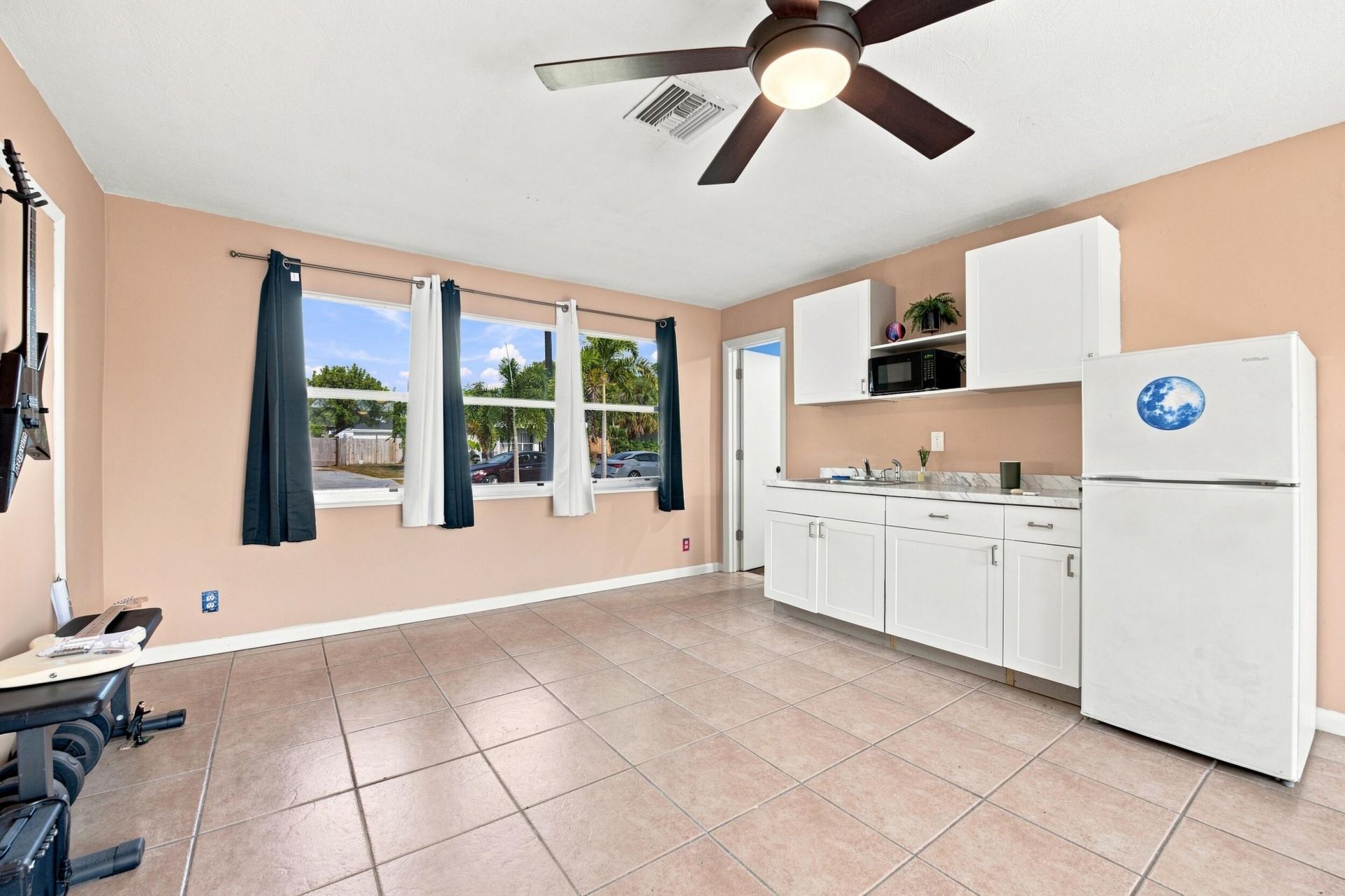 2610 NE 8th Avenue, Pompano Beach, FL 33064 Photo