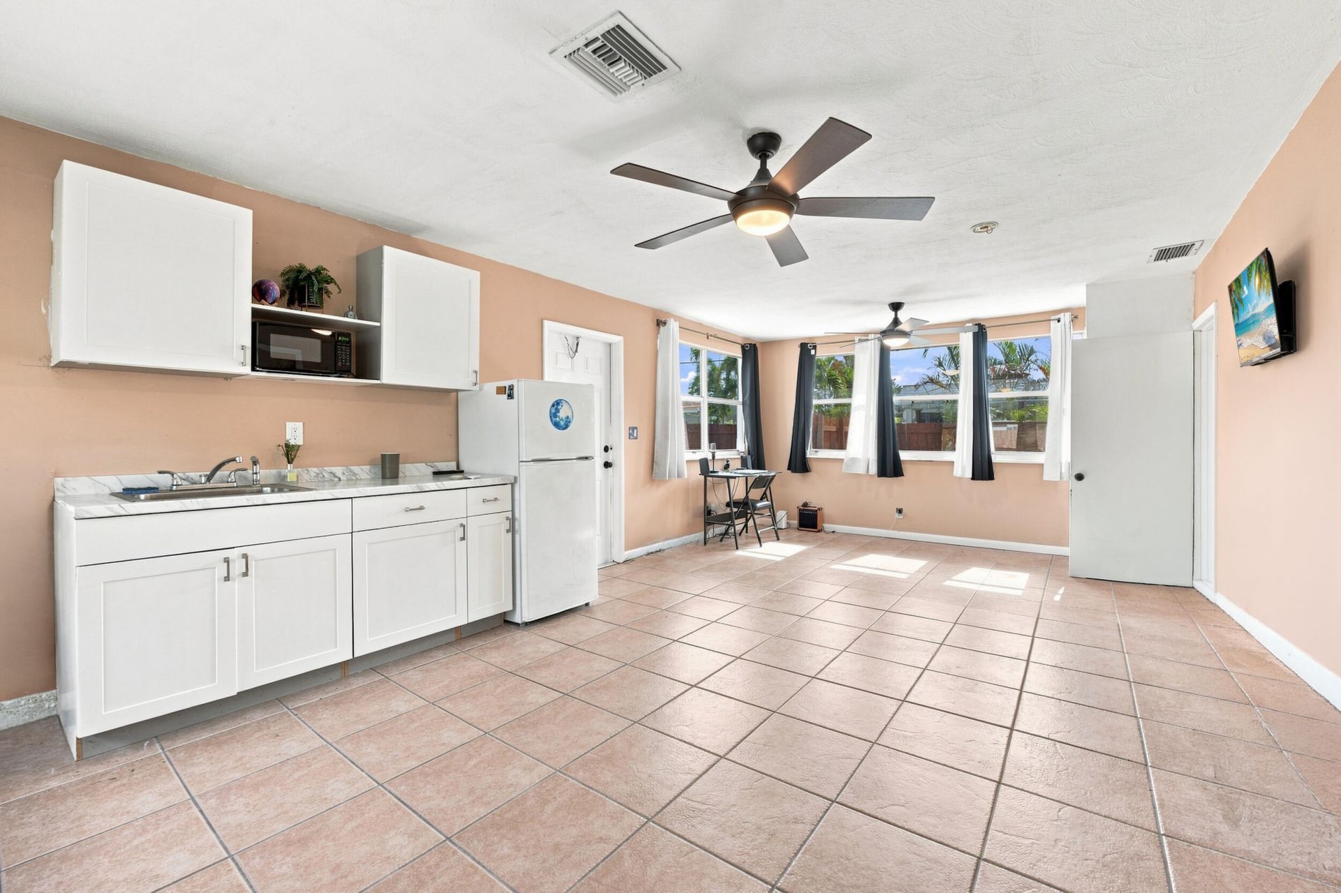 2610 NE 8th Avenue, Pompano Beach, FL 33064 Photo