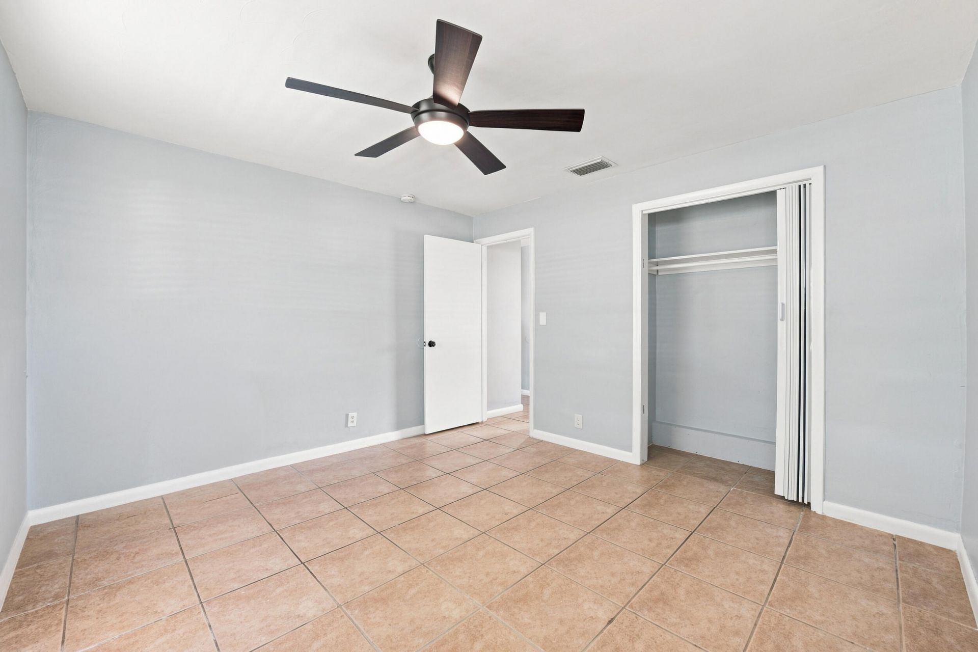 2610 NE 8th Avenue, Pompano Beach, FL 33064 Photo