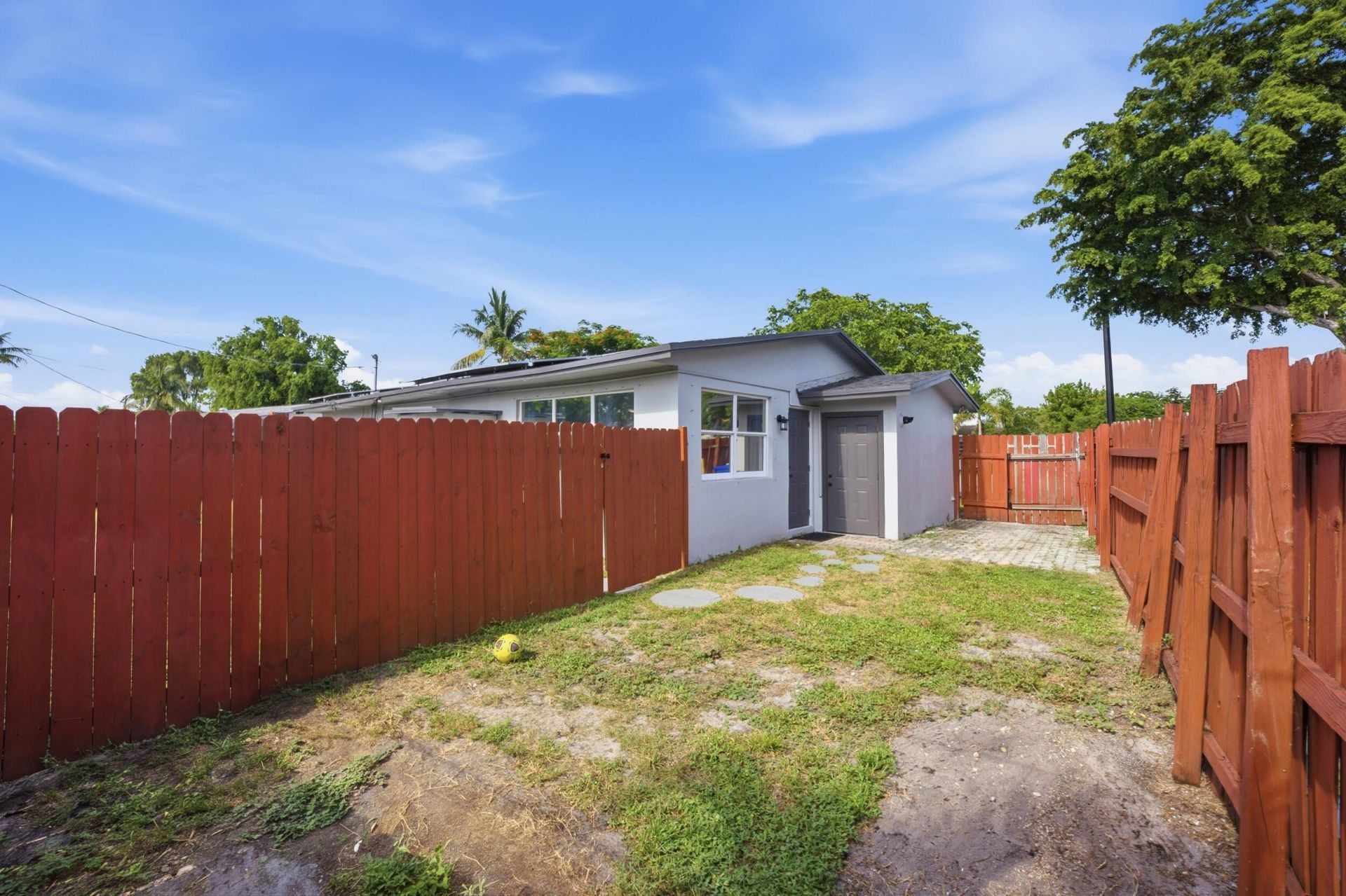 2610 NE 8th Avenue, Pompano Beach, FL 33064 Photo