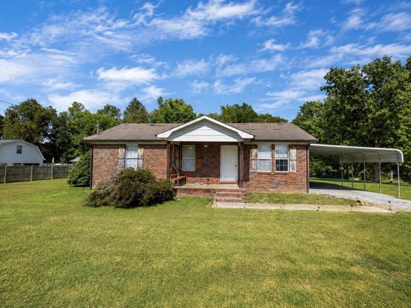 423 Eagle Creek Rd , Smithville, TN 37166
