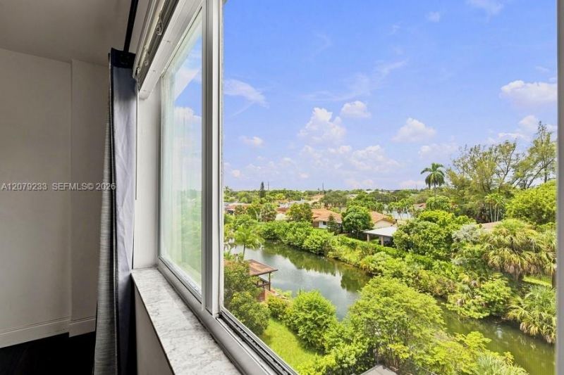 900 SW 84th Ave , Unit 415D, Miami, FL 33144 Photo