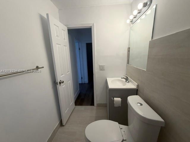 805 NE 134th St , Unit B, North Miami, FL 33161 Photo