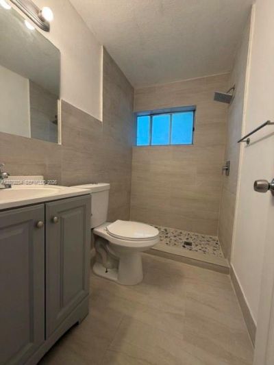 805 NE 134th St , Unit B, North Miami, FL 33161 Photo