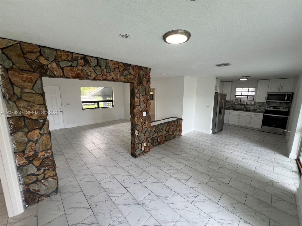 4421 NW 33rd St , Lauderdale Lakes, FL 33319 Photo