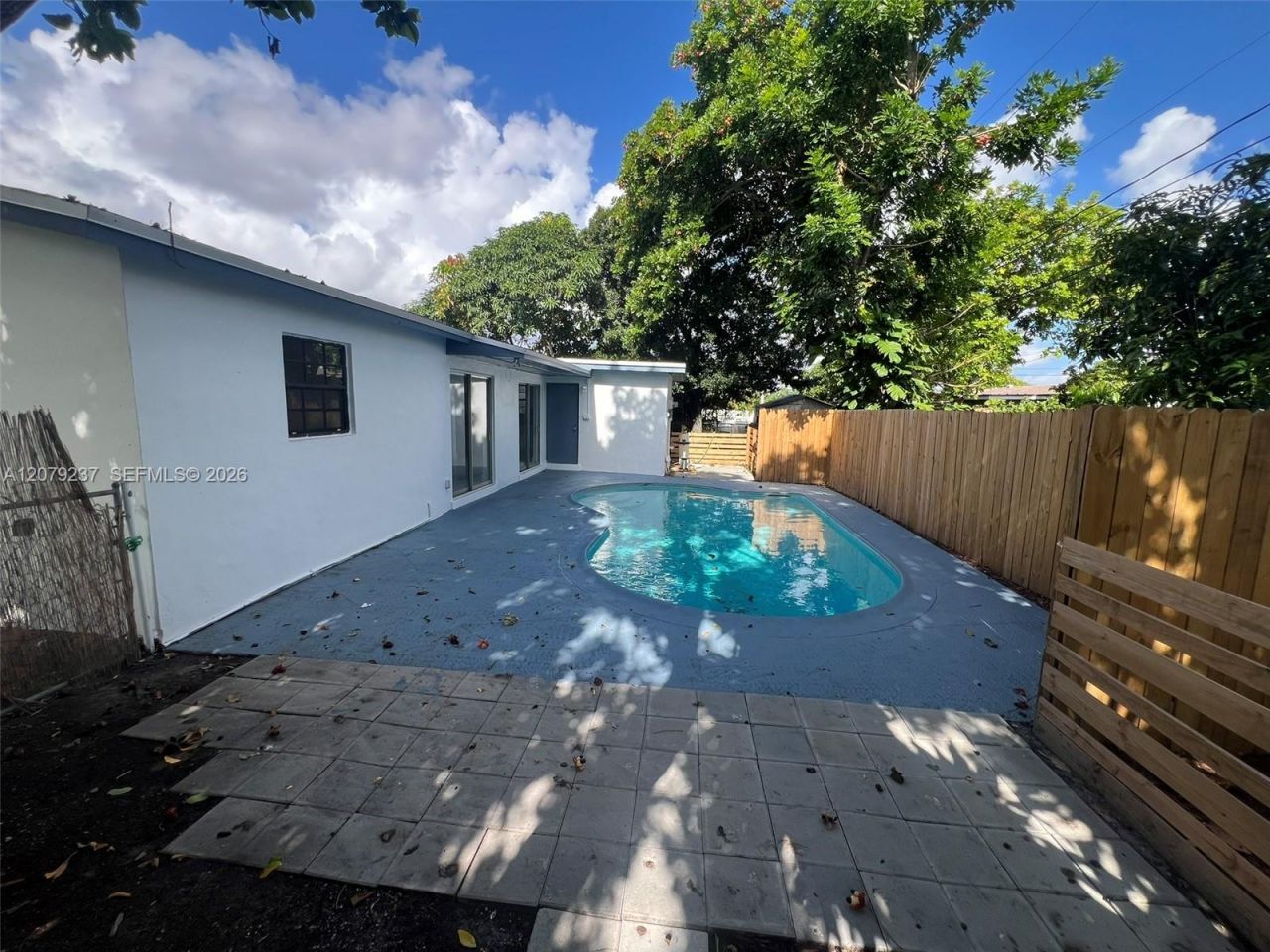 4421 NW 33rd St , Lauderdale Lakes, FL 33319 Photo