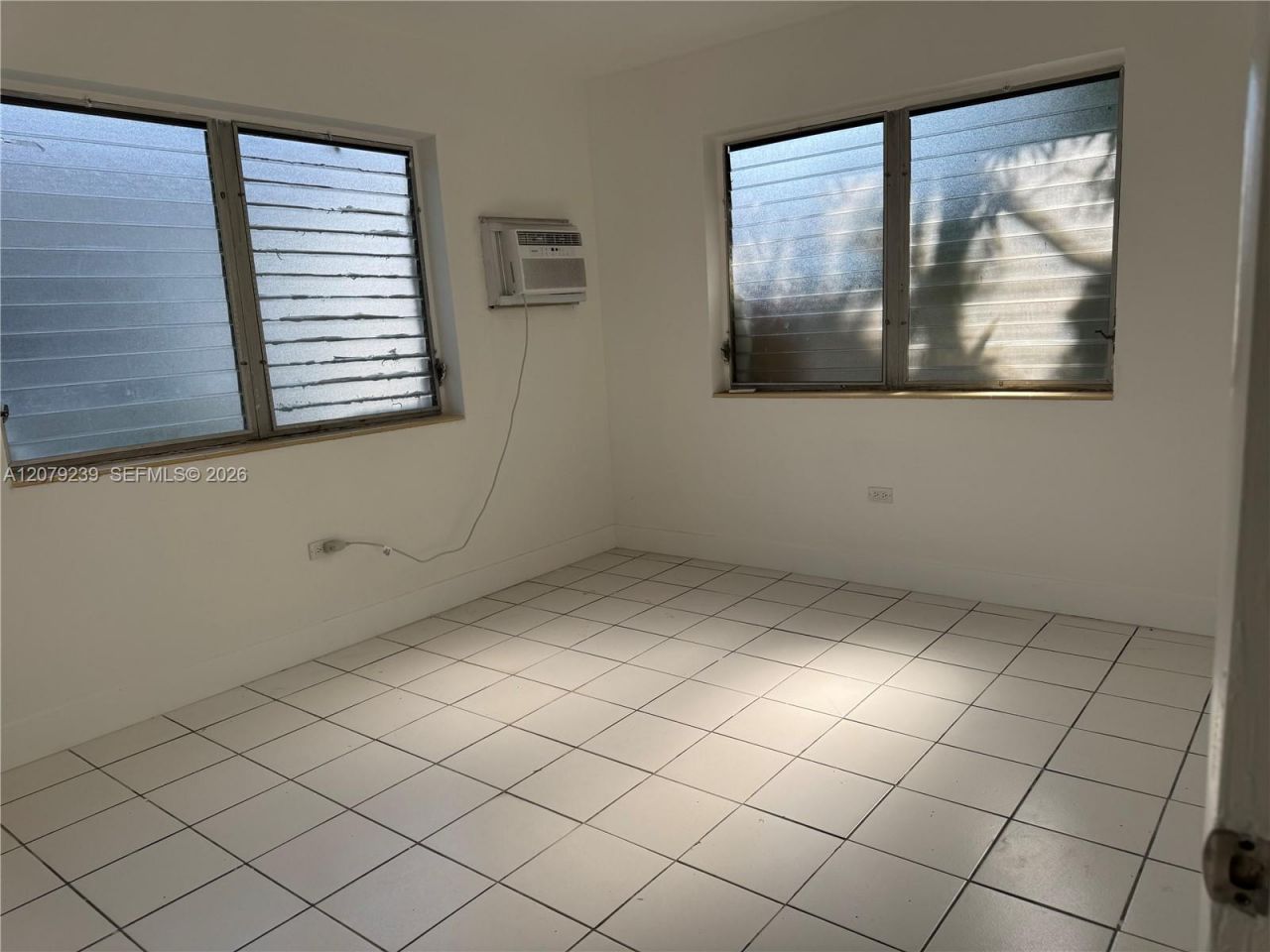 8017 Byron Ave, Unit 6, Miami Beach, FL 33141 Photo