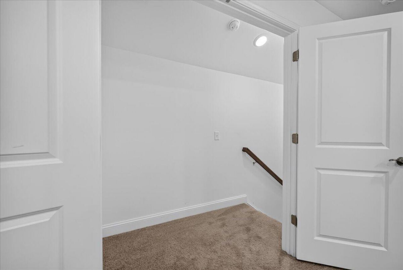 123 Clay Hill Loop Photo 26