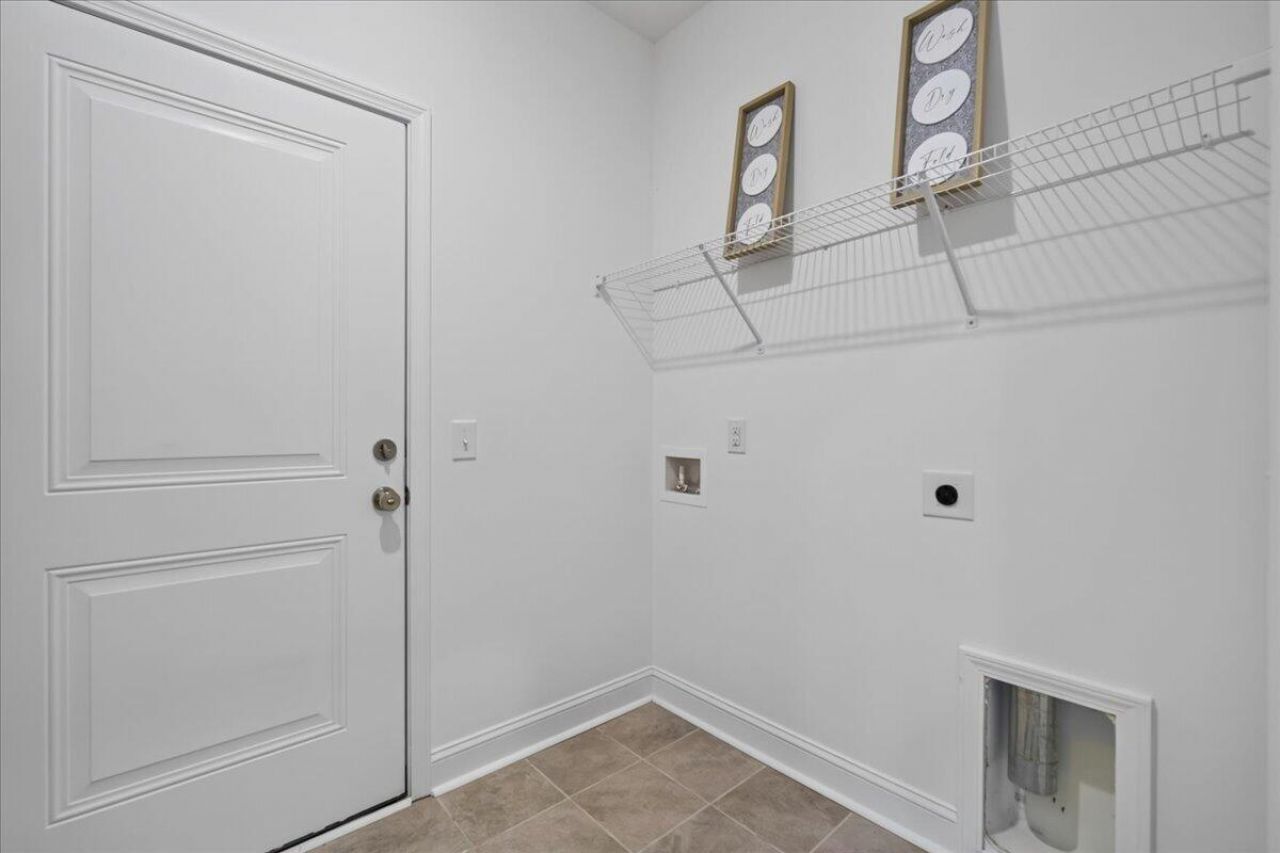 123 Clay Hill Loop Photo 9