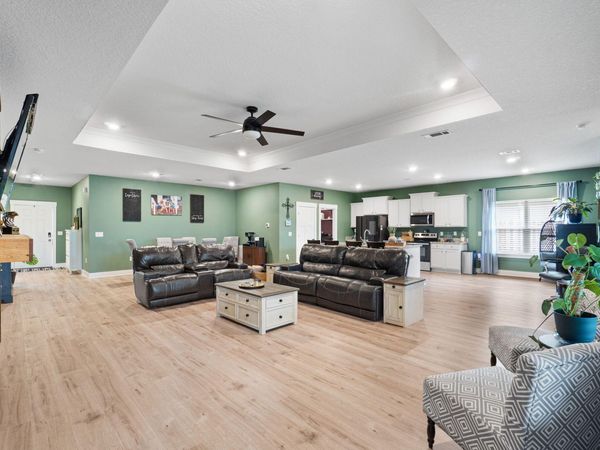 6189 Forest Bay Avenue, Gulf Breeze, FL 32563