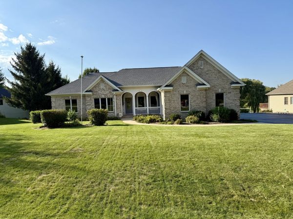 3308 Prairie Trail , Johnsburg, IL 60051