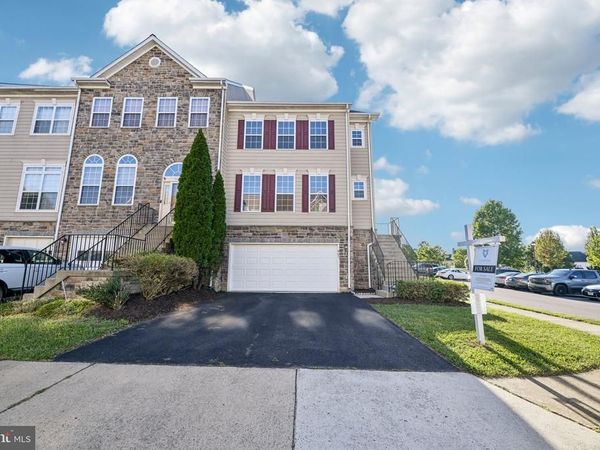 867 STONEFIELD SQUARE NE, LEESBURG, VA 20176