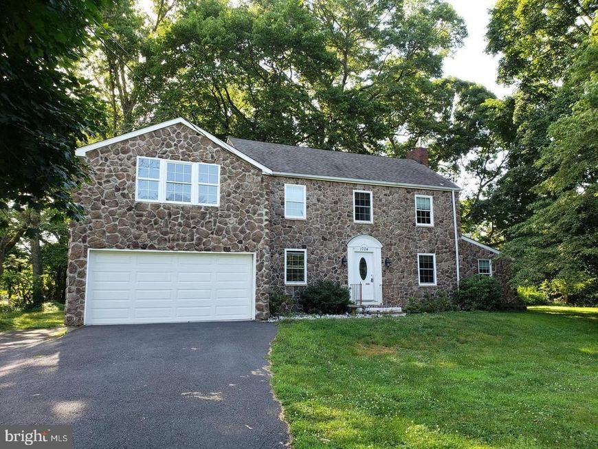 1704 Makefield Road, Yardley, PA 19067 Main Photo