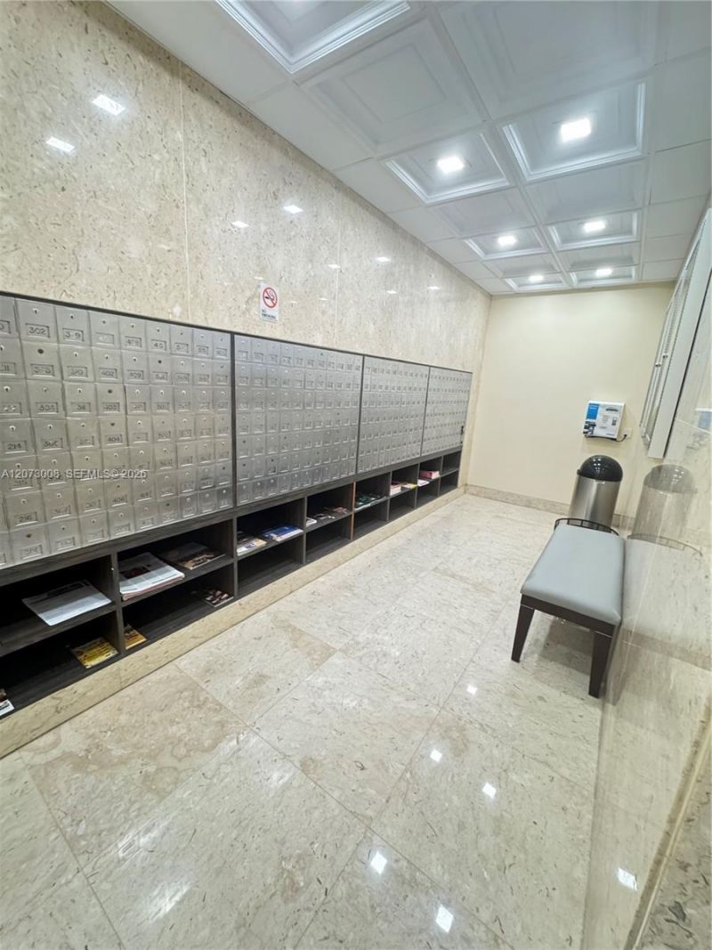 300 Bayview Dr , Unit 501, Sunny Isles Beach, FL 33160 Photo