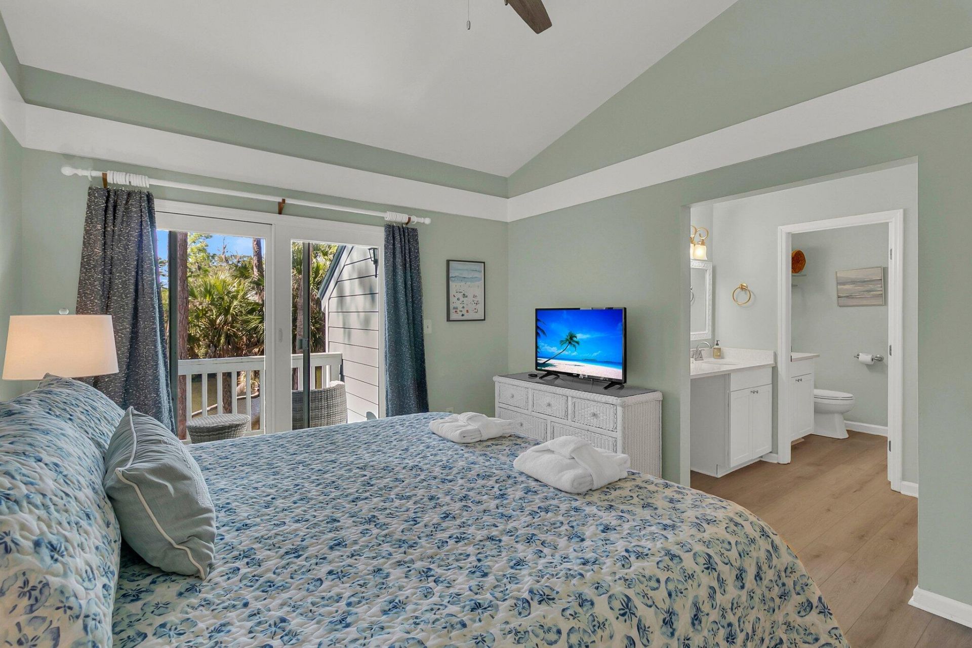 483 Sea Cloud Circle Photo 24