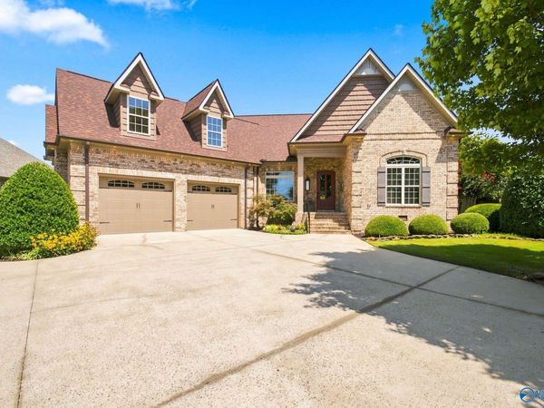 12760 Brookhaven Circle, Athens, AL 35613