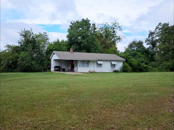 215 McDonald Chapel Rd., Collins, MS 39428