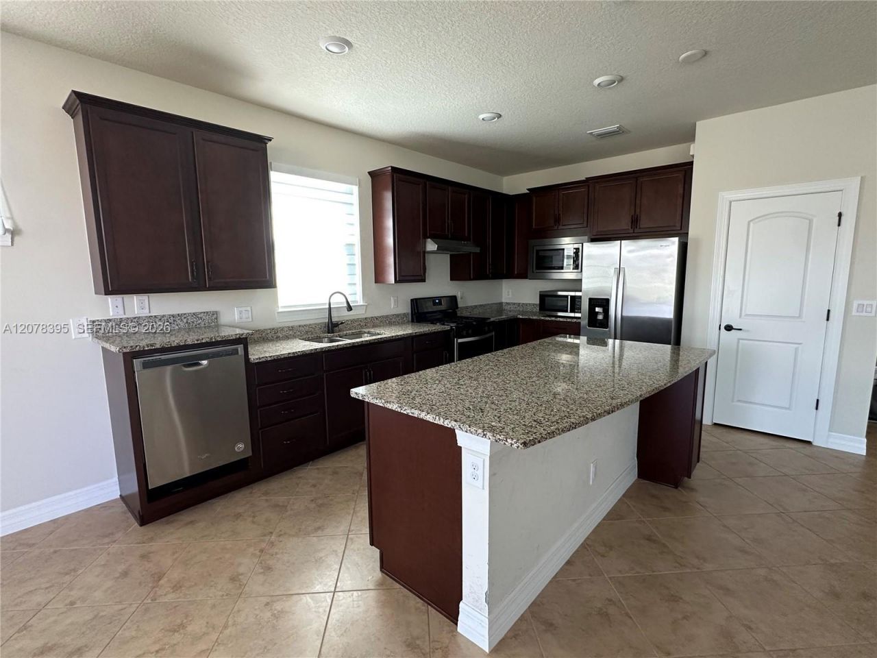 12763 SW Vermillion Cir, Port Saint Lucie, FL 34987 Photo