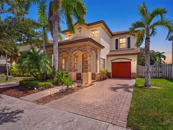 11242 SW 242nd St , Homestead, FL 33032