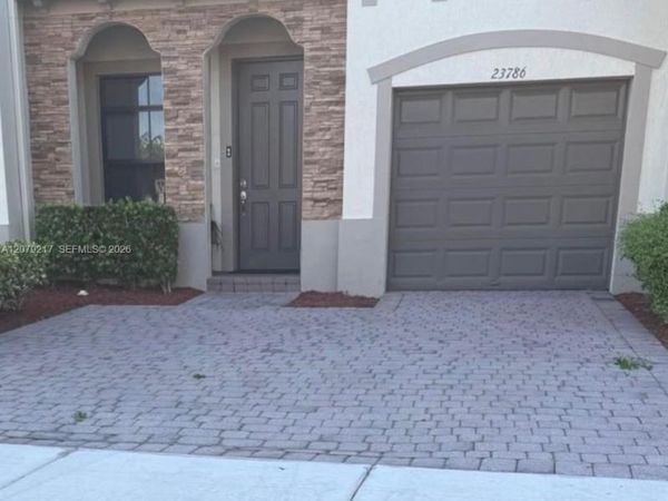 23786 SW 118th Ave , Homestead, FL 33032