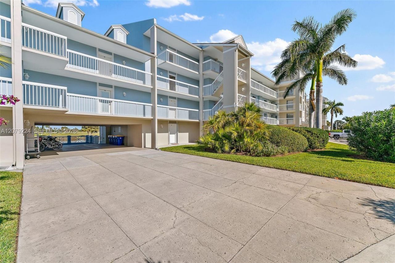 40 NE Plantation Rd, Unit 207, Hutchinson Island, FL 34996 Photo