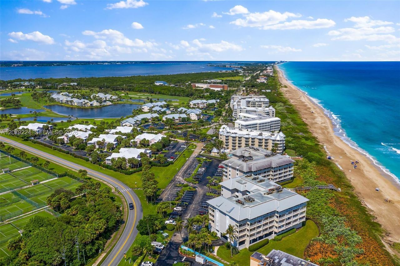 40 NE Plantation Rd, Unit 207, Hutchinson Island, FL 34996 Photo