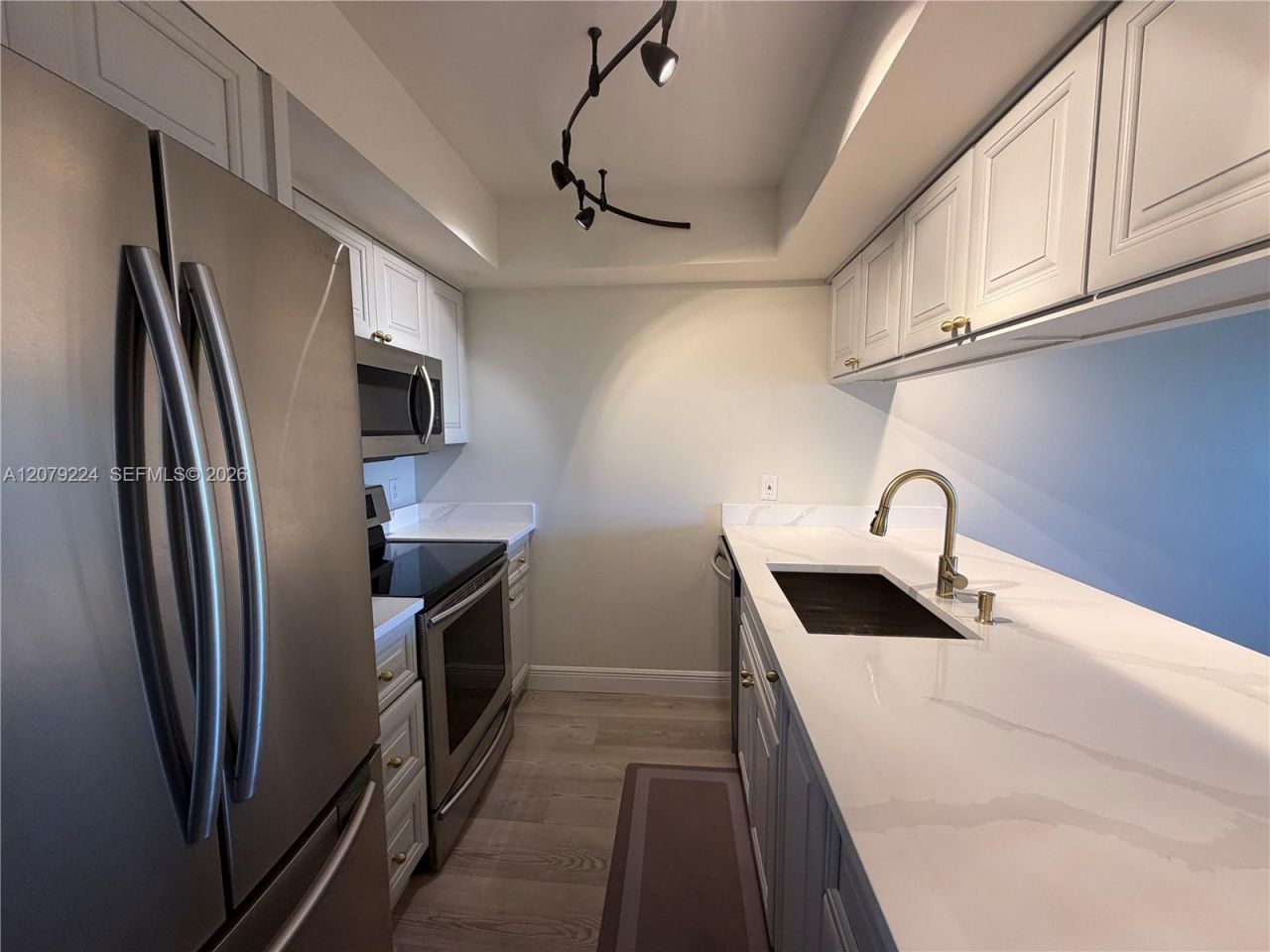 40 NE Plantation Rd, Unit 207, Hutchinson Island, FL 34996 Photo
